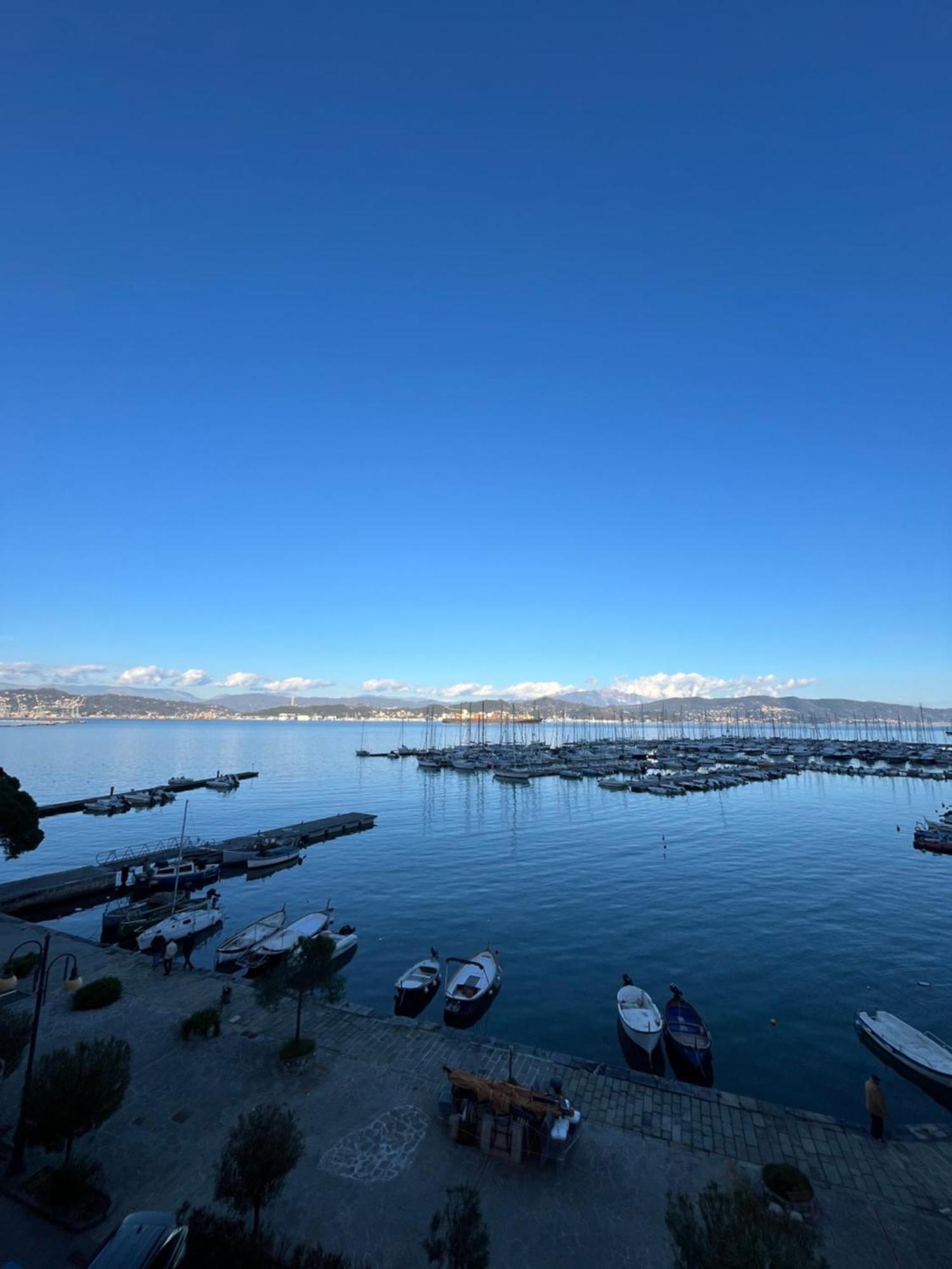 Affittacamere About Italy And Porto Venere